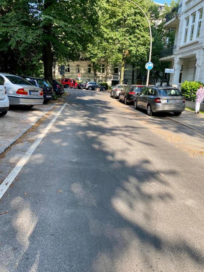 Alster Hamburg - Saniertes Und Mobliertes Apartment Mit Bad Und Kuche Eksteriør billede